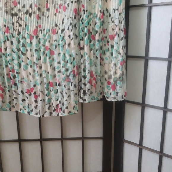 TanJay Multicolor Patterned Blouse - Picture 6 of 6